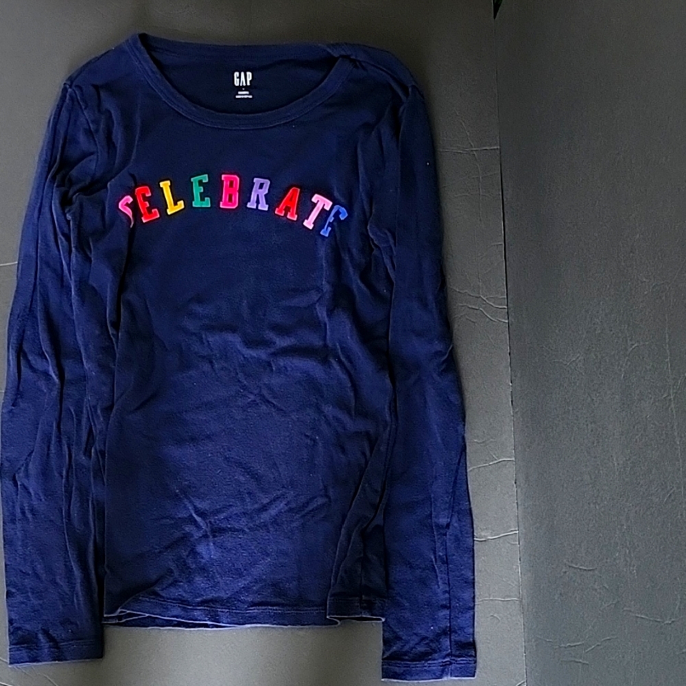 GAP Navy Long Sleeve 'Celebrate' Tee, size S